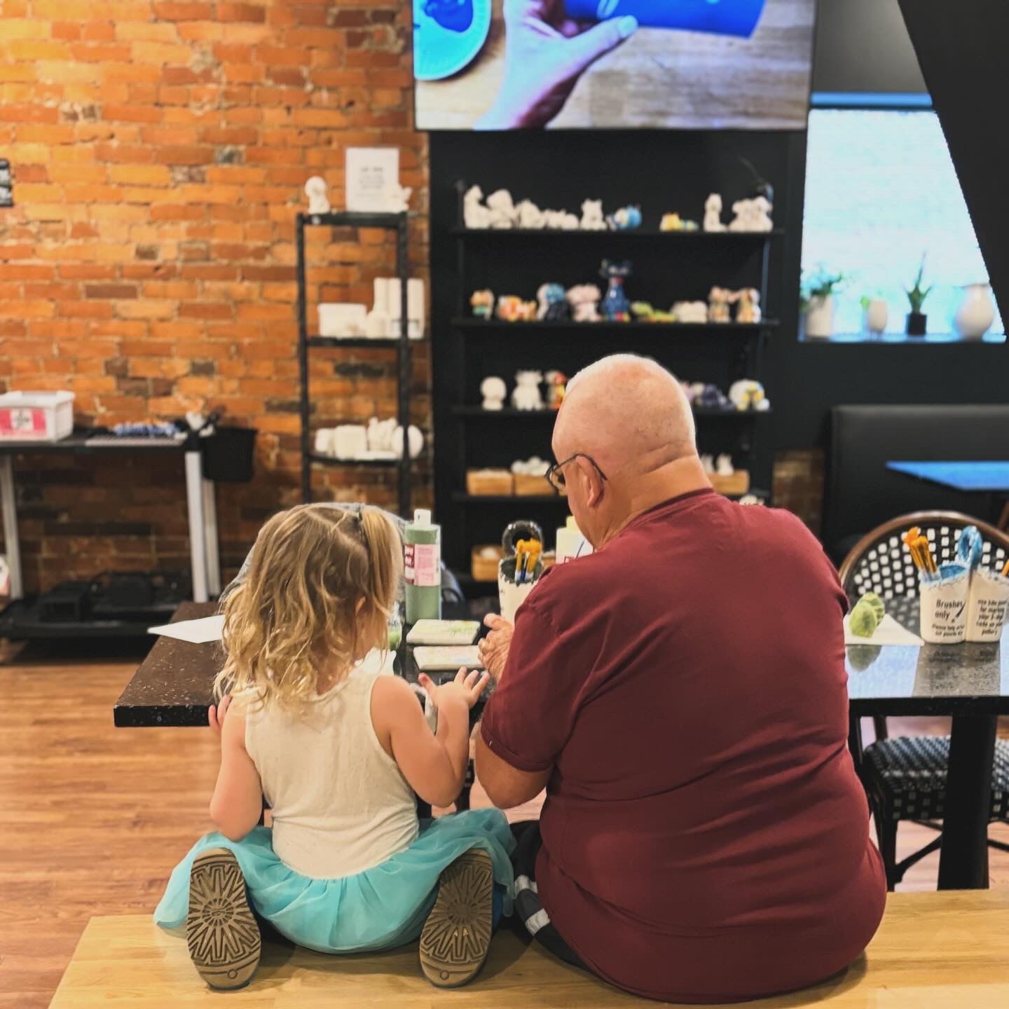 family at Art and Clay in downtown Lancaster Ohio