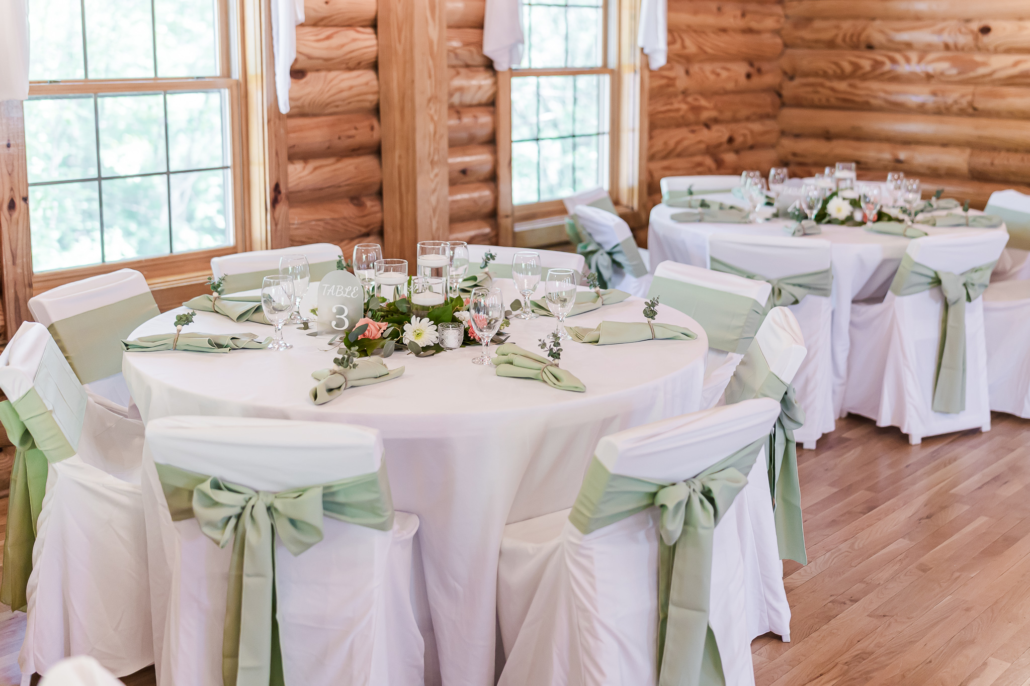 Hocking Hills Wedding Chapel, dining tables and arrangments