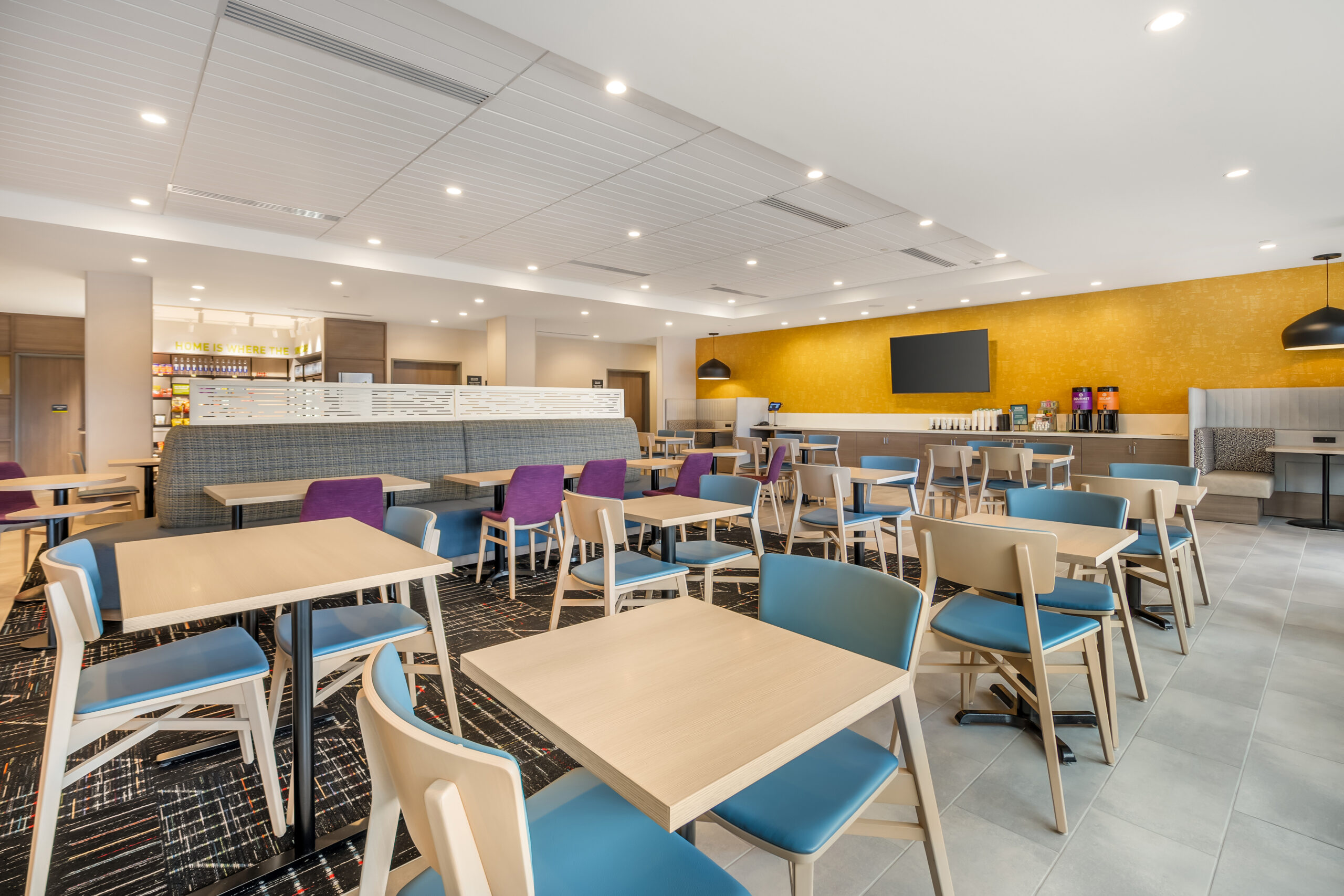 modern hotel breakfast and dining area