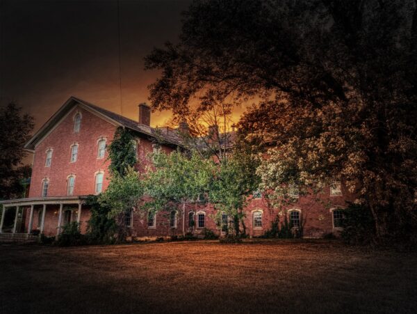 photo of eerie haunted budling, the fairfield county infirmary buliding