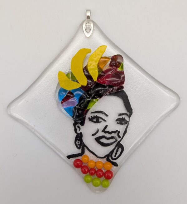 coaster of carmen maranda
