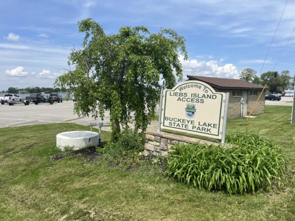 sign for the leibs island access at buckeye lake