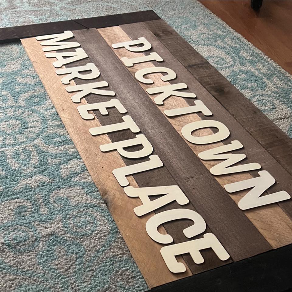 Photo of the sign for Picktown Marketplace